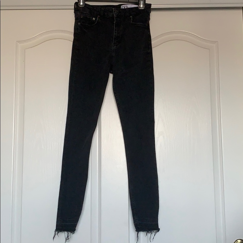Black Zara skinny jeans